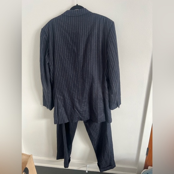 Ermenegildo Zegna Navy Wool Suit, size XL (54-56) - Picture 5 of 12